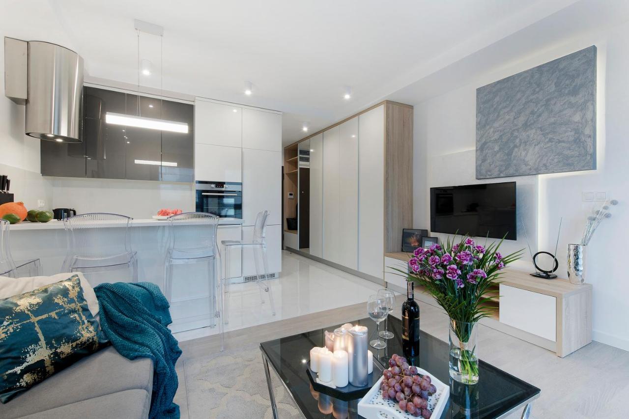 Plac Bankowy Serviced Apartments Warsawa Bagian luar foto