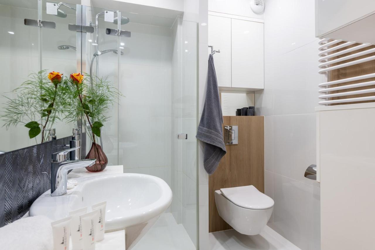 Plac Bankowy Serviced Apartments Warsawa Bagian luar foto